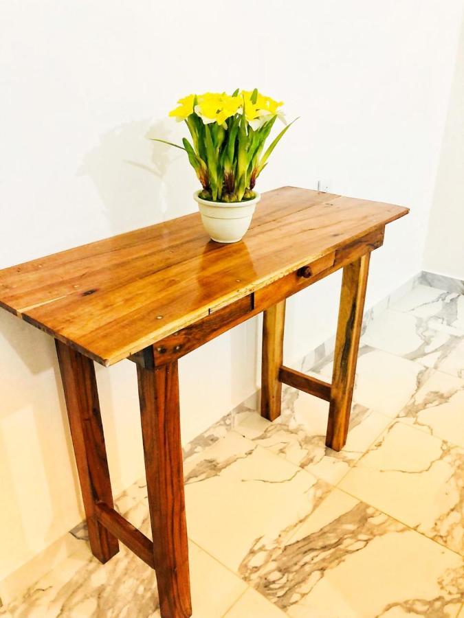 Los Arcos Hotel - Tulum Exterior foto A console table