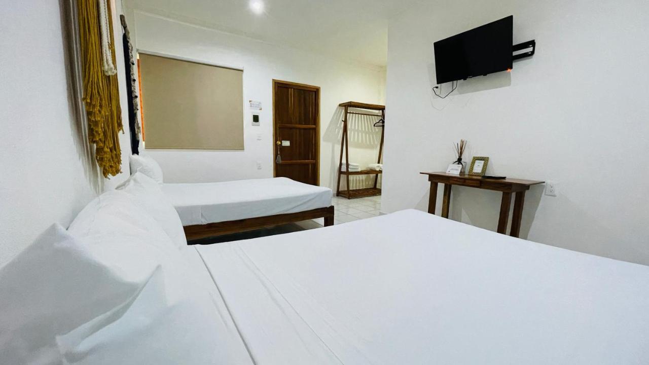 Los Arcos Hotel - Tulum Exterior foto A room at the hotel