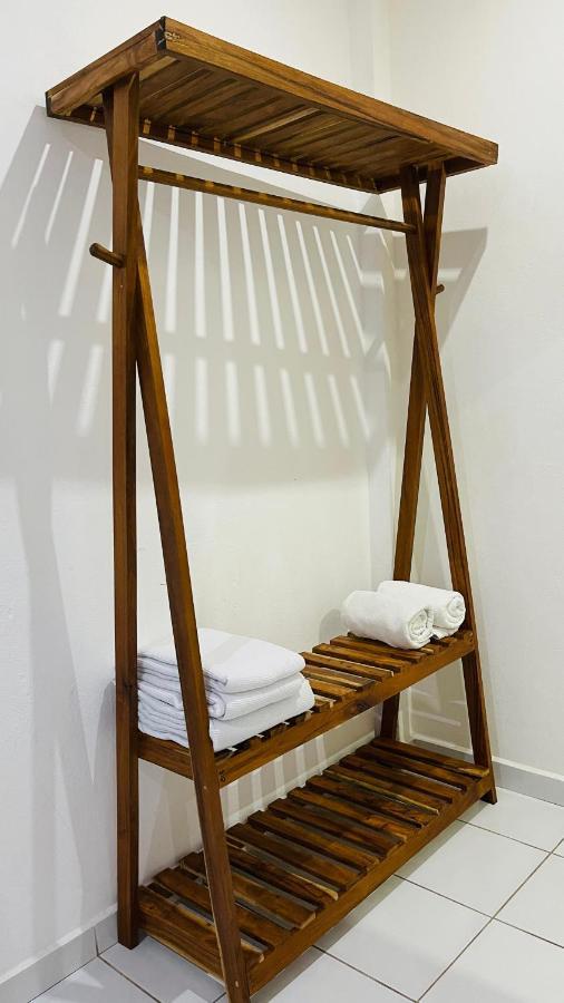 Los Arcos Hotel - Tulum Exterior foto A wooden shower bench